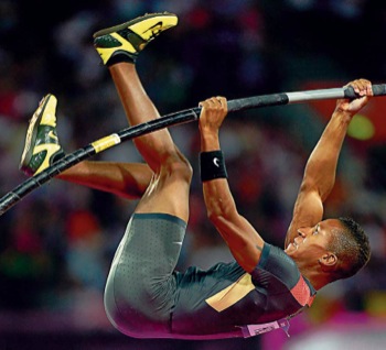 Zur olympischen Bronzemedaille hat sich LAZ-Stabhochspringer Raphael Holzdeppe am Freitagabend mit einer neuen Bestleistung von 5,91 Metern katapultiert.